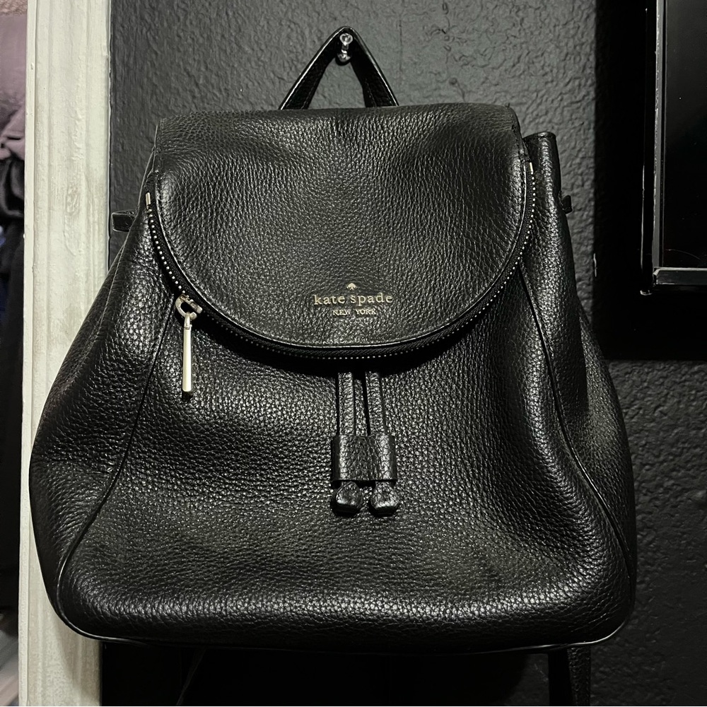 Kate Spade Leila Medium Flap Backpack Black
Pebbled Leather Drawstring Bag